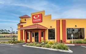 Econo Lodge Inn & Suites Maingate Central