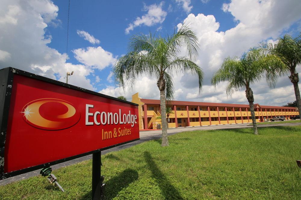 Econo Lodge Inn & Suites Maingate Central Kissimmee Exterior photo