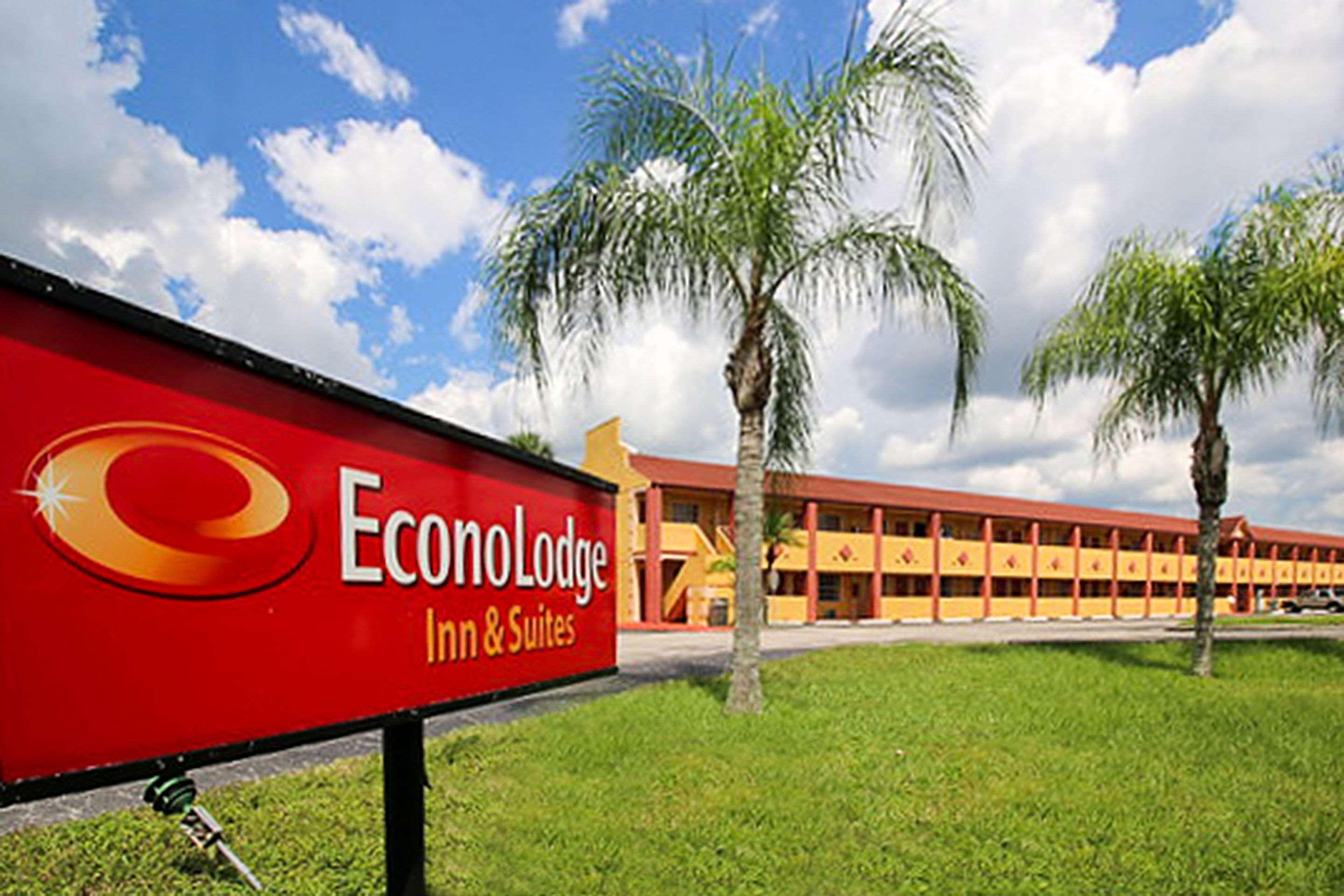 Econo Lodge Inn & Suites Maingate Central Kissimmee Exterior photo