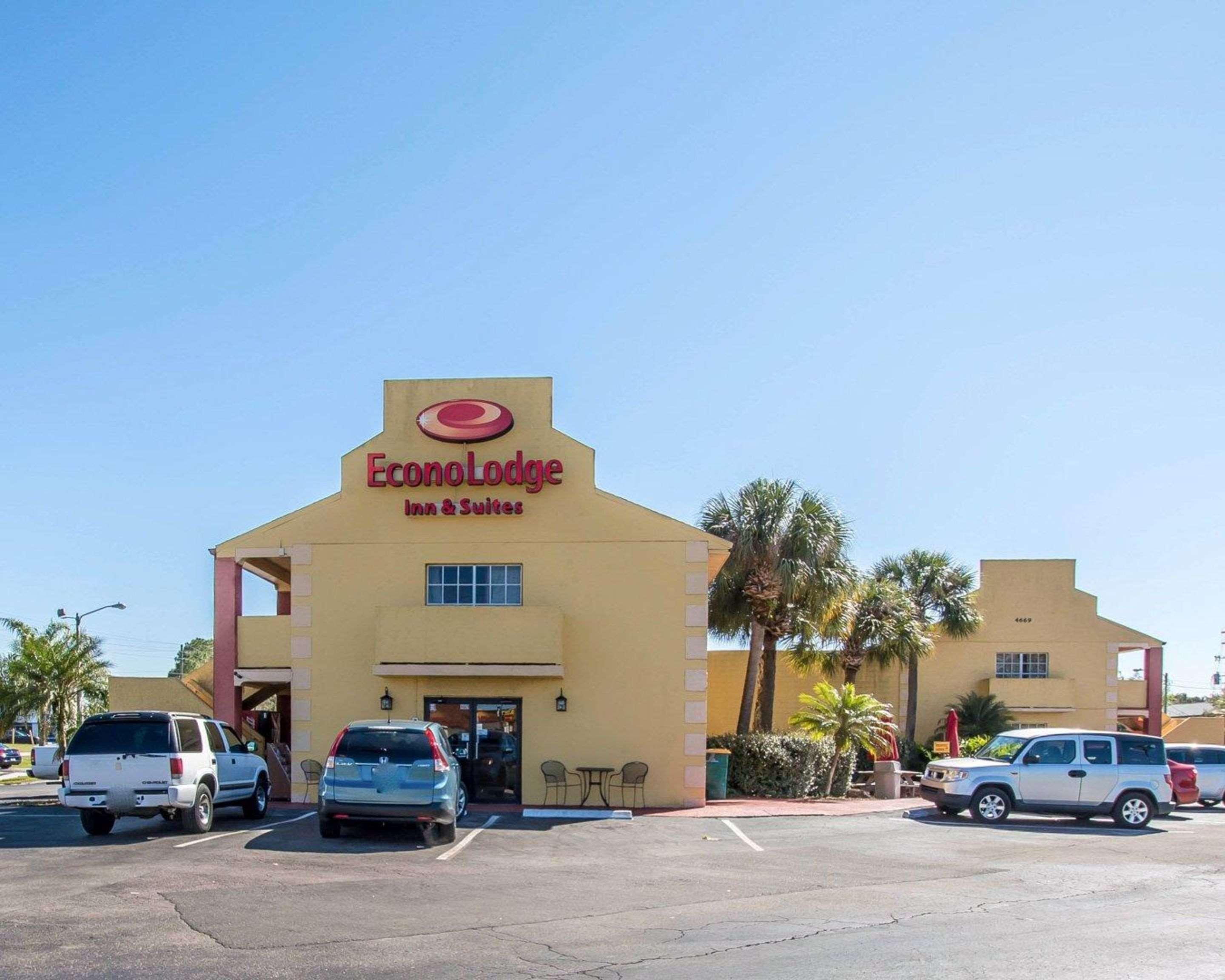 Econo Lodge Inn & Suites Maingate Central Kissimmee Exterior photo