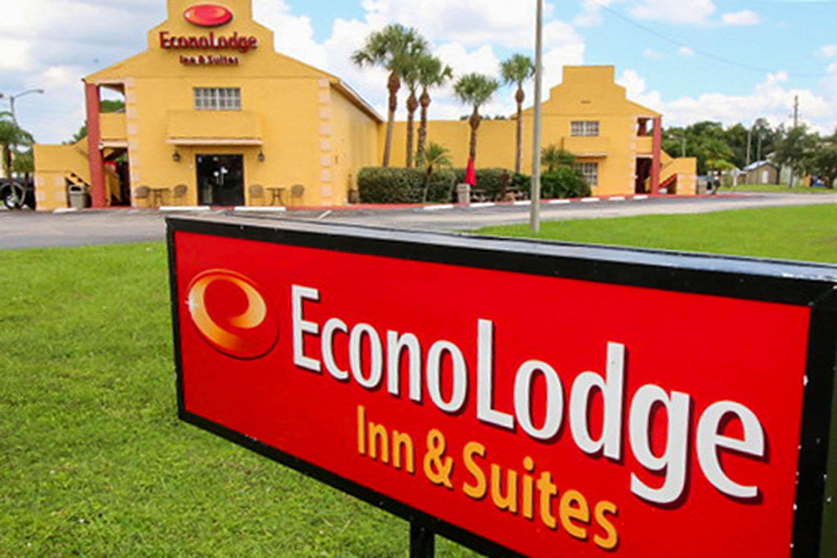 Econo Lodge Inn & Suites Maingate Central Kissimmee Exterior photo