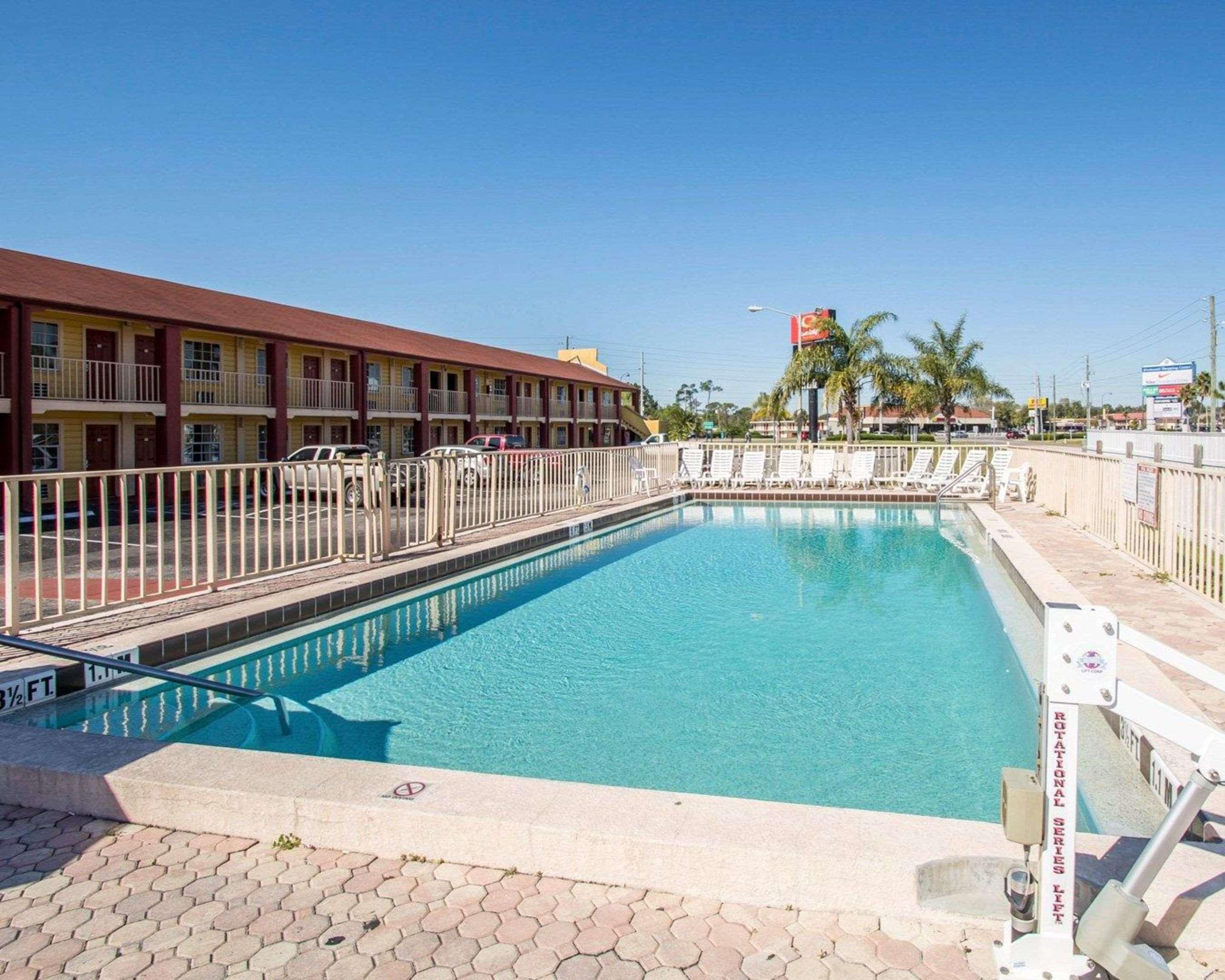 Econo Lodge Inn & Suites Maingate Central Kissimmee Exterior photo