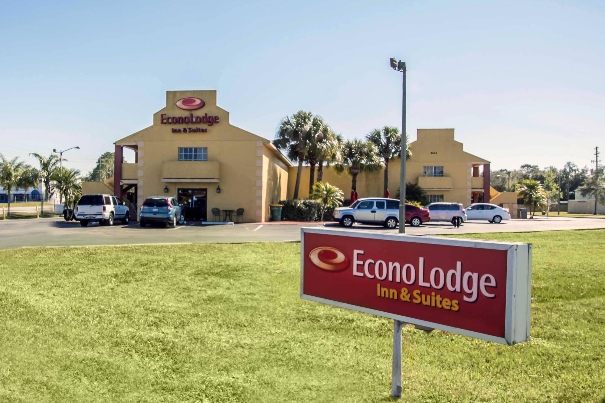 Econo Lodge Inn & Suites Maingate Central Kissimmee Exterior photo